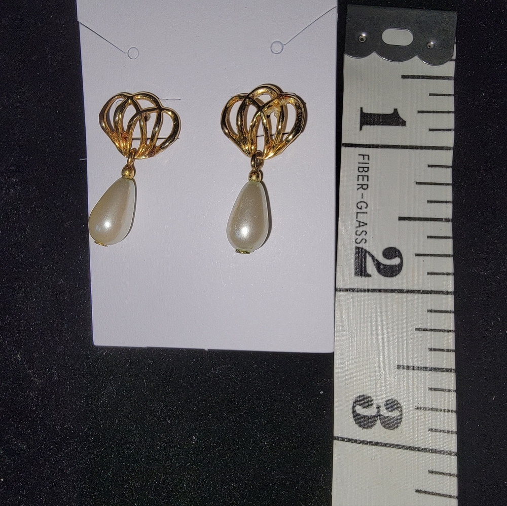 Elegant Pierced Gold Tone and Pearl Drop Earrings